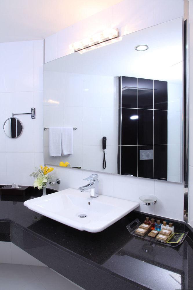 Hotel Senbayrak City Adana Exterior foto