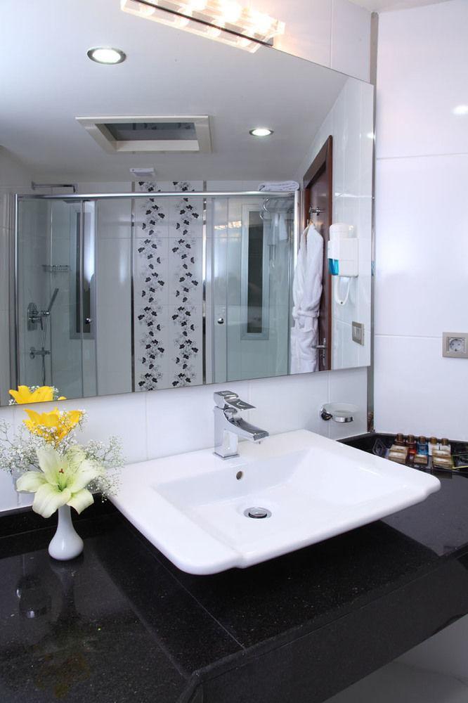 Hotel Senbayrak City Adana Exterior foto